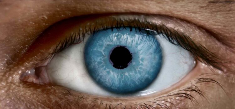 Kahverengi gözler için Mavi Lens Tavsiyeleri